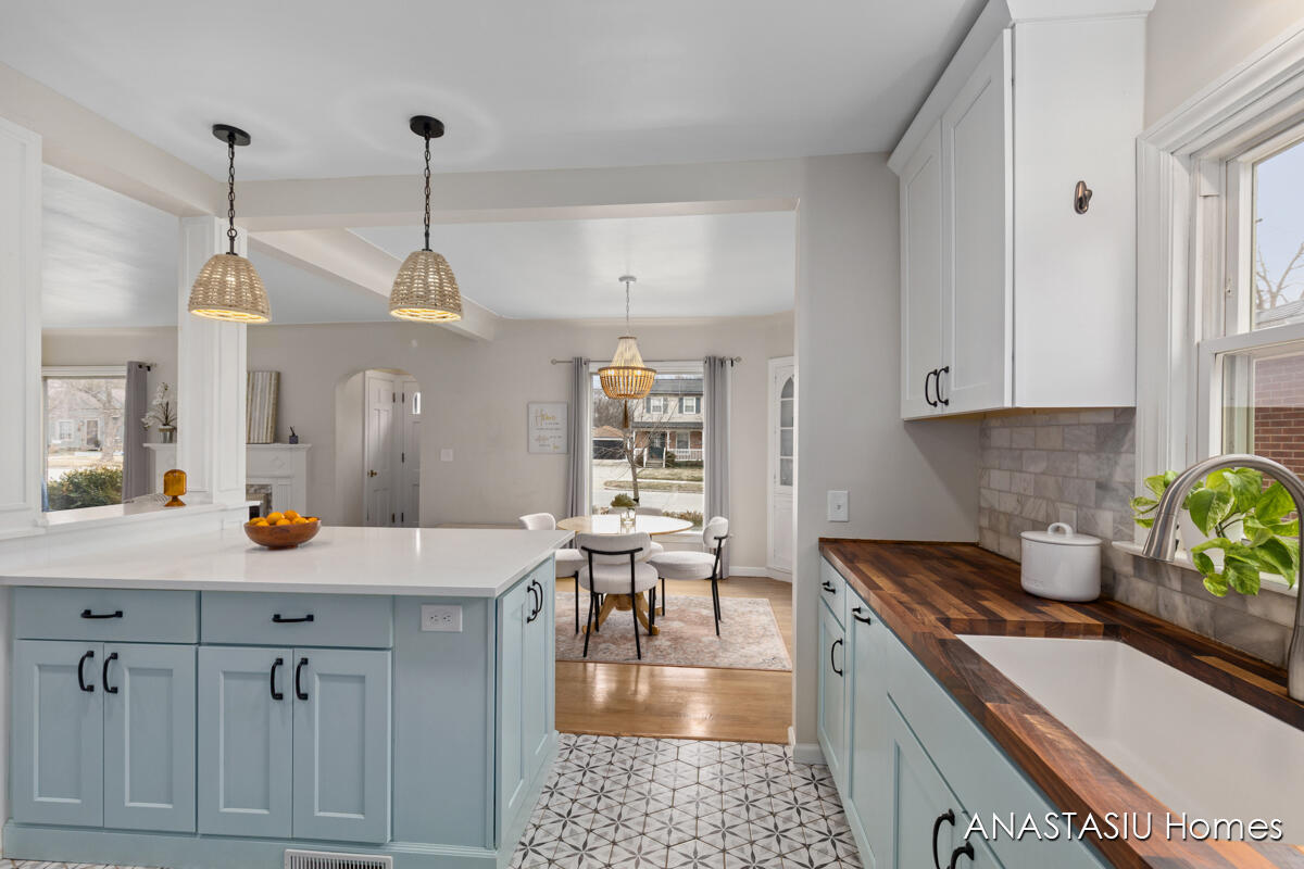 9 Wallinwood Avenue NE