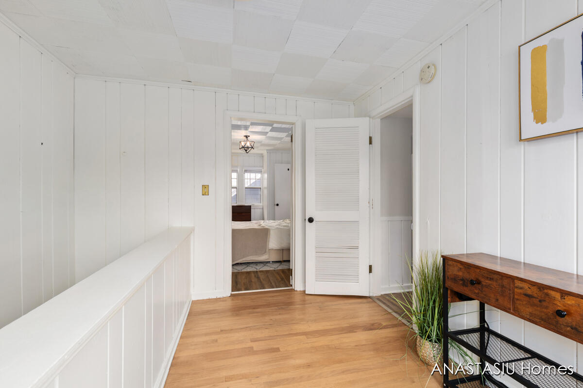 9 Wallinwood Avenue NE