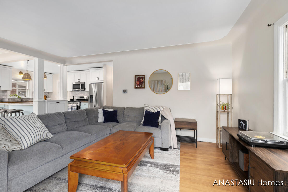 9 Wallinwood Avenue NE