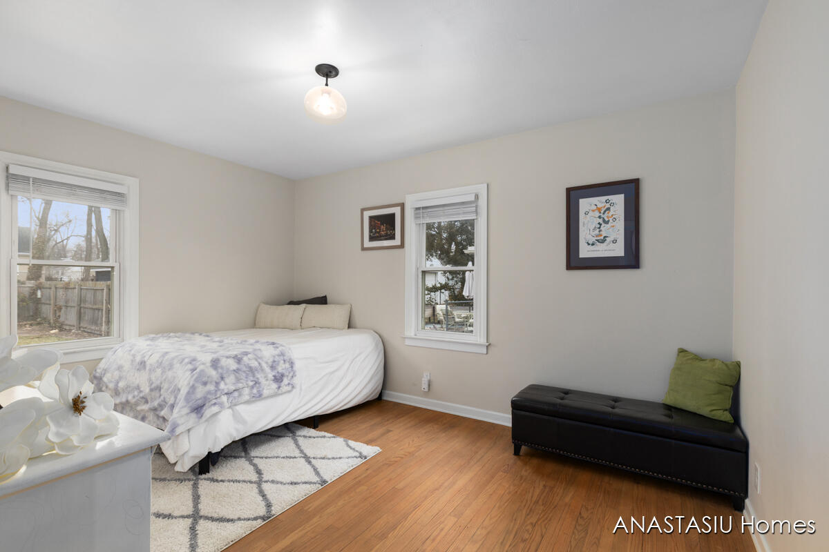 9 Wallinwood Avenue NE