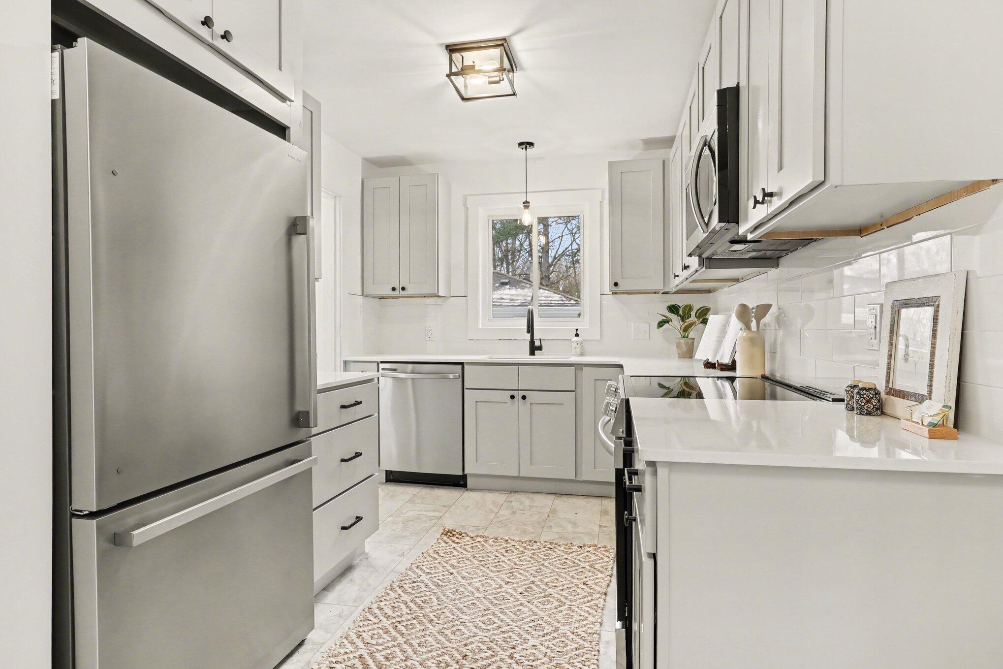 6672 Cascade Road SE