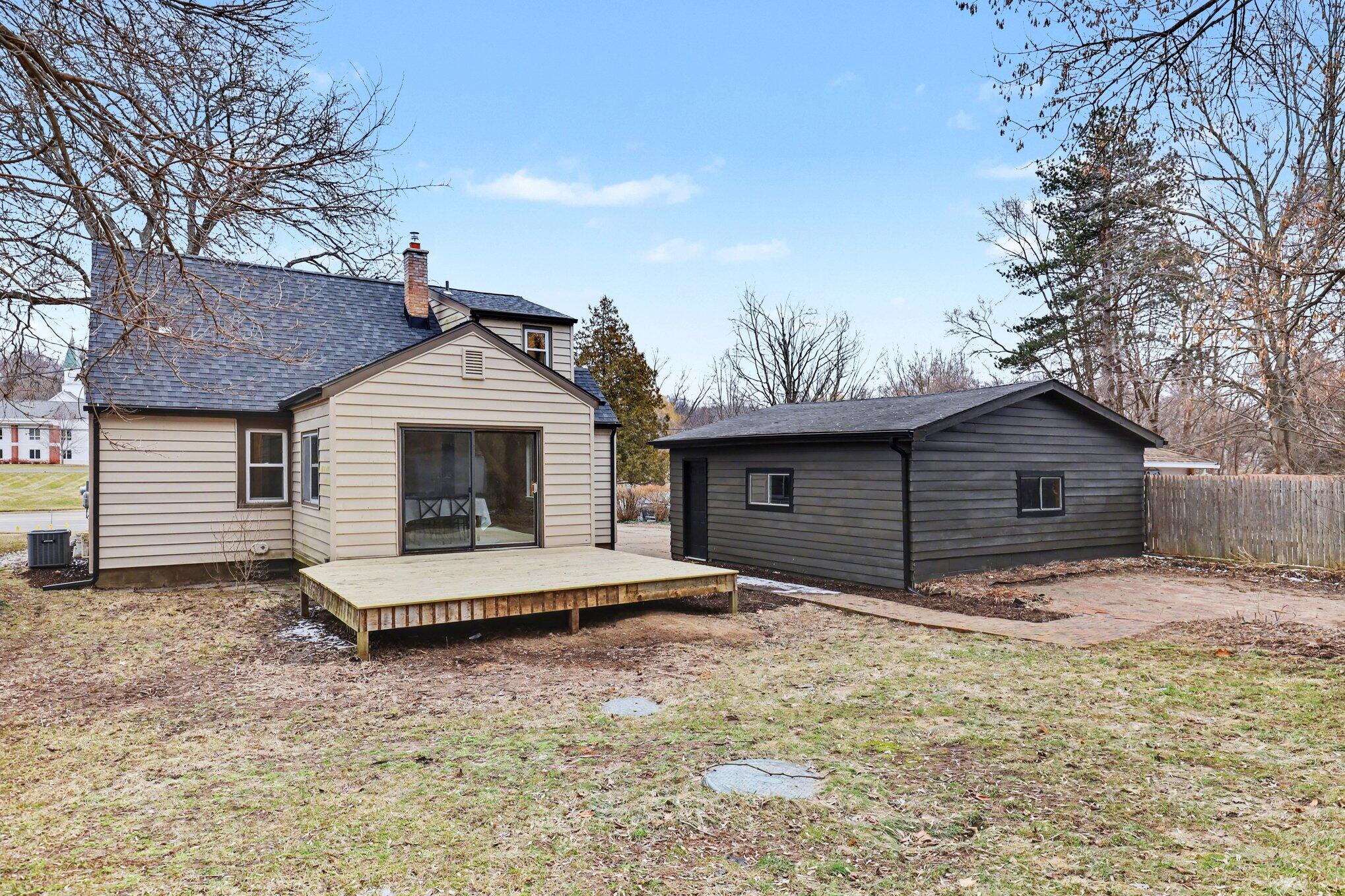 6672 Cascade Road SE