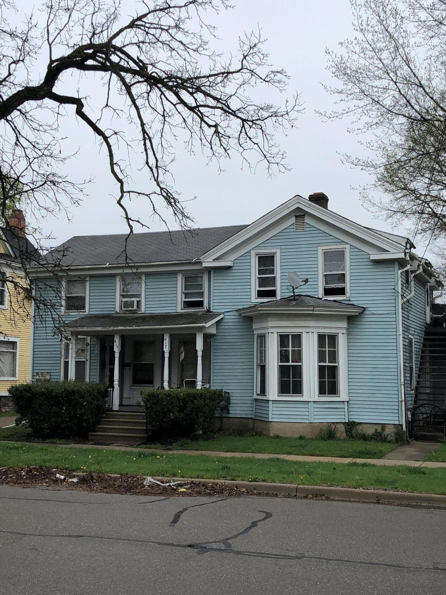 417 Oak Street