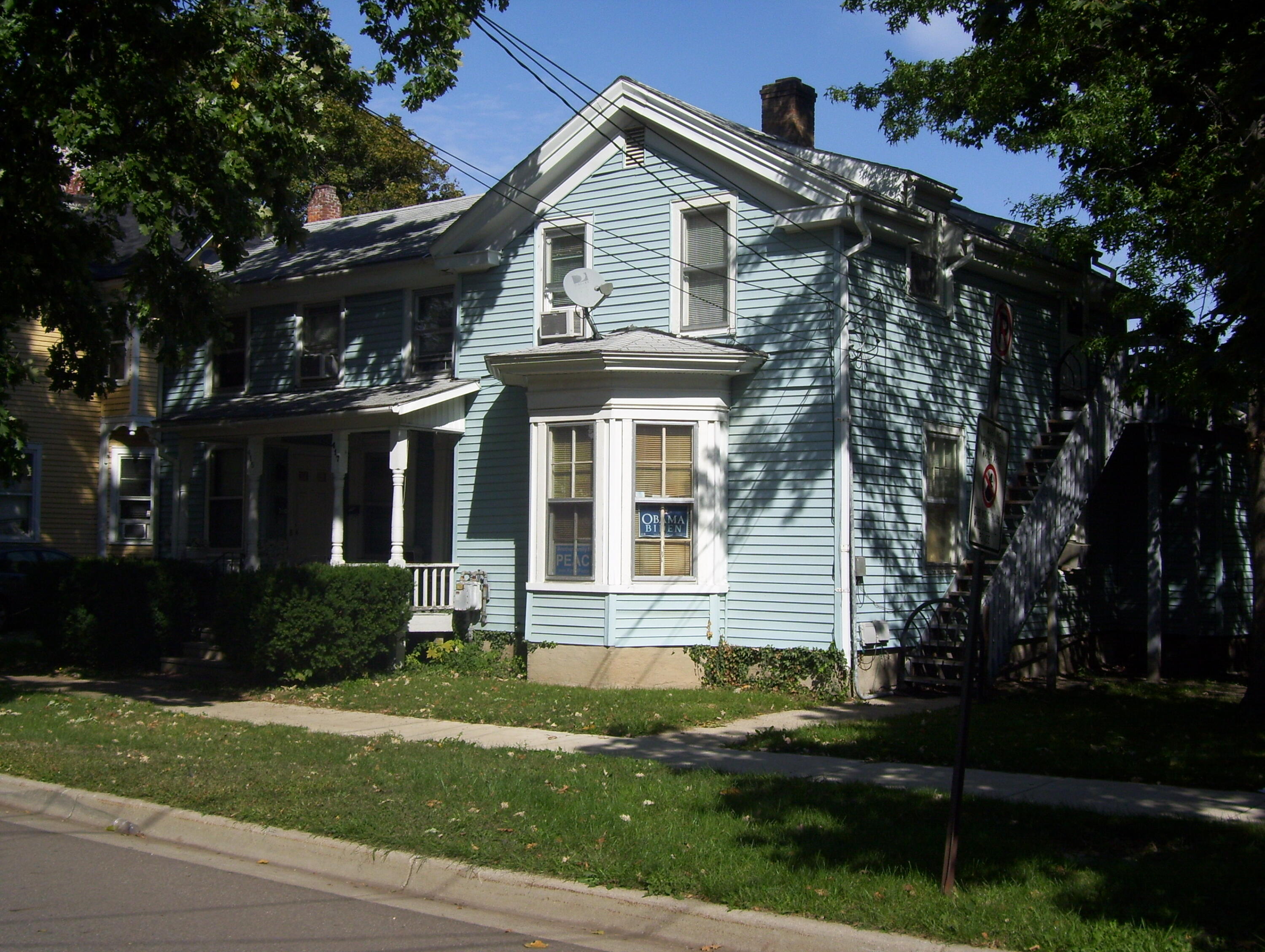 417 Oak Street