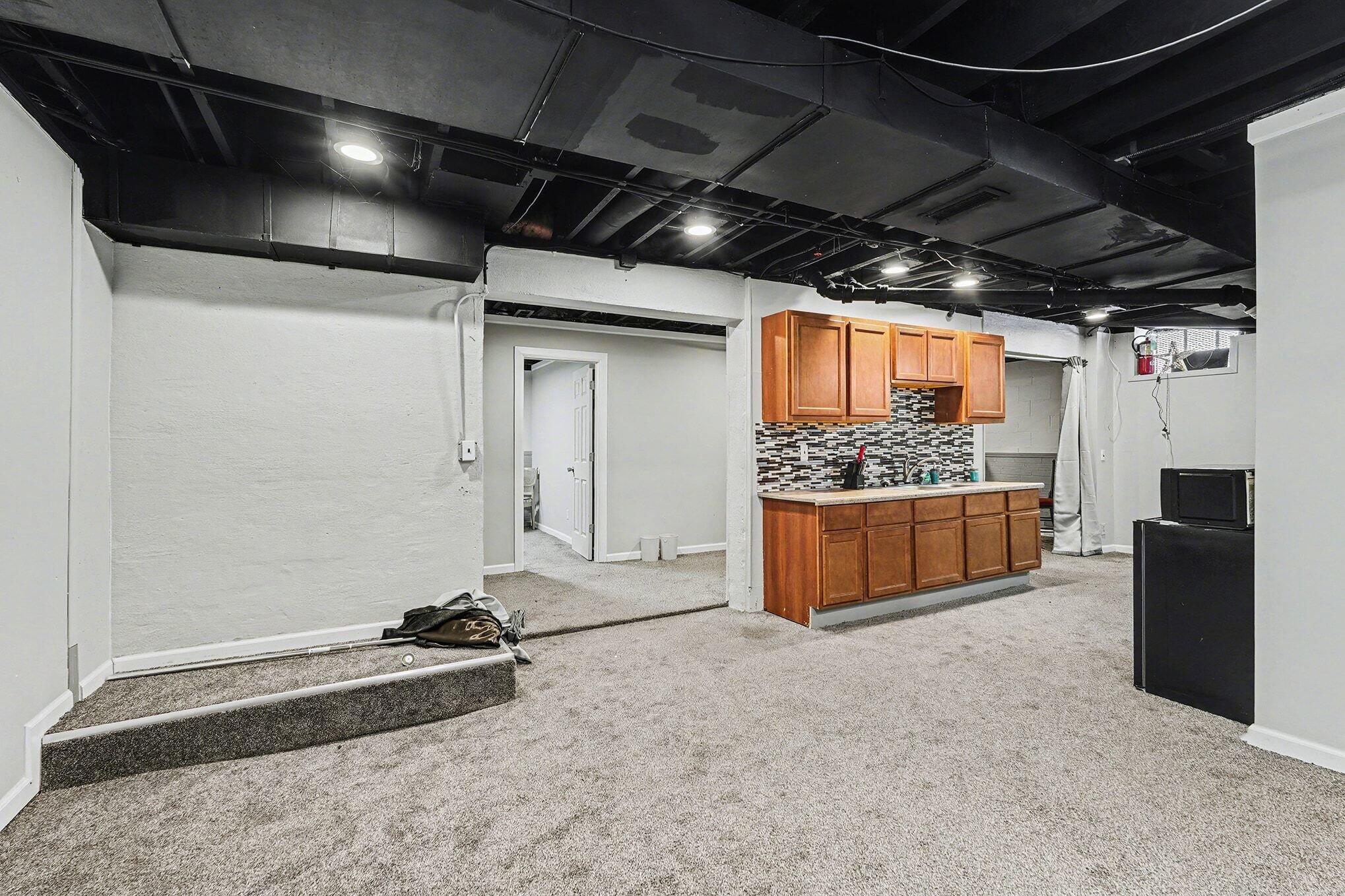 2015 Kalamazoo Avenue SE