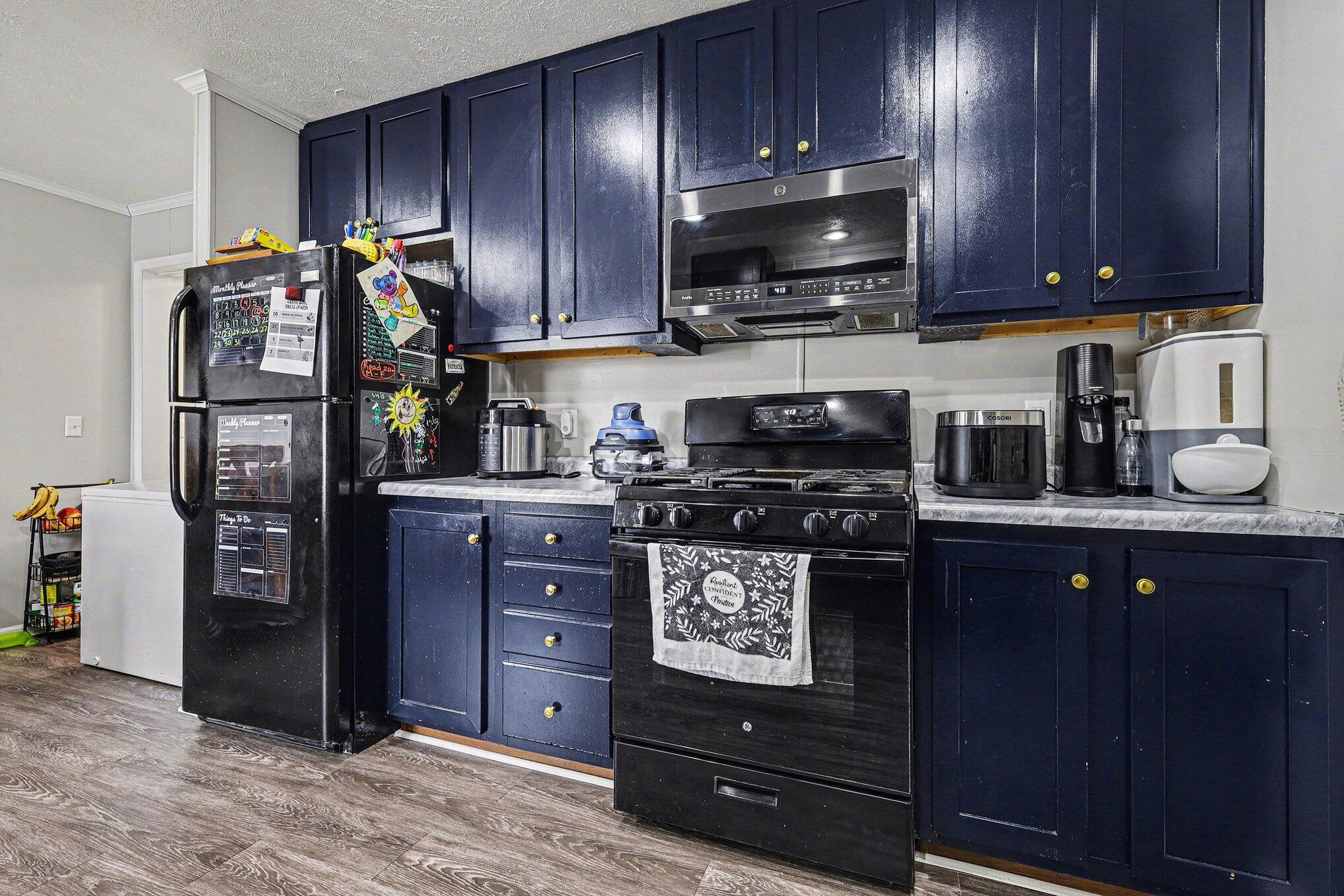 2762 Regina Street SW 338