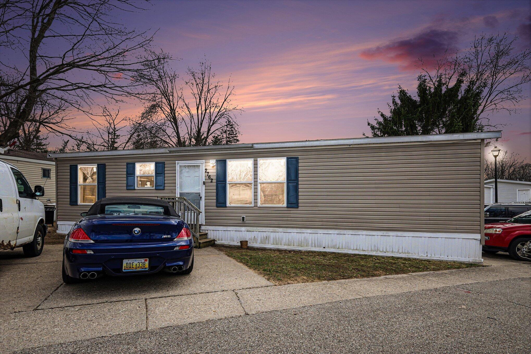 2762 Regina Street SW 338