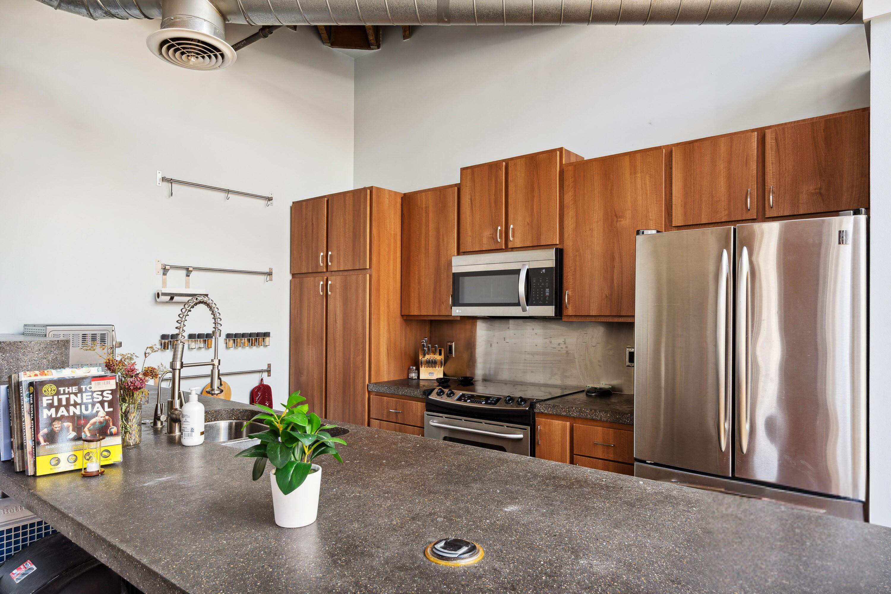 40 Monroe Center Street NW 311