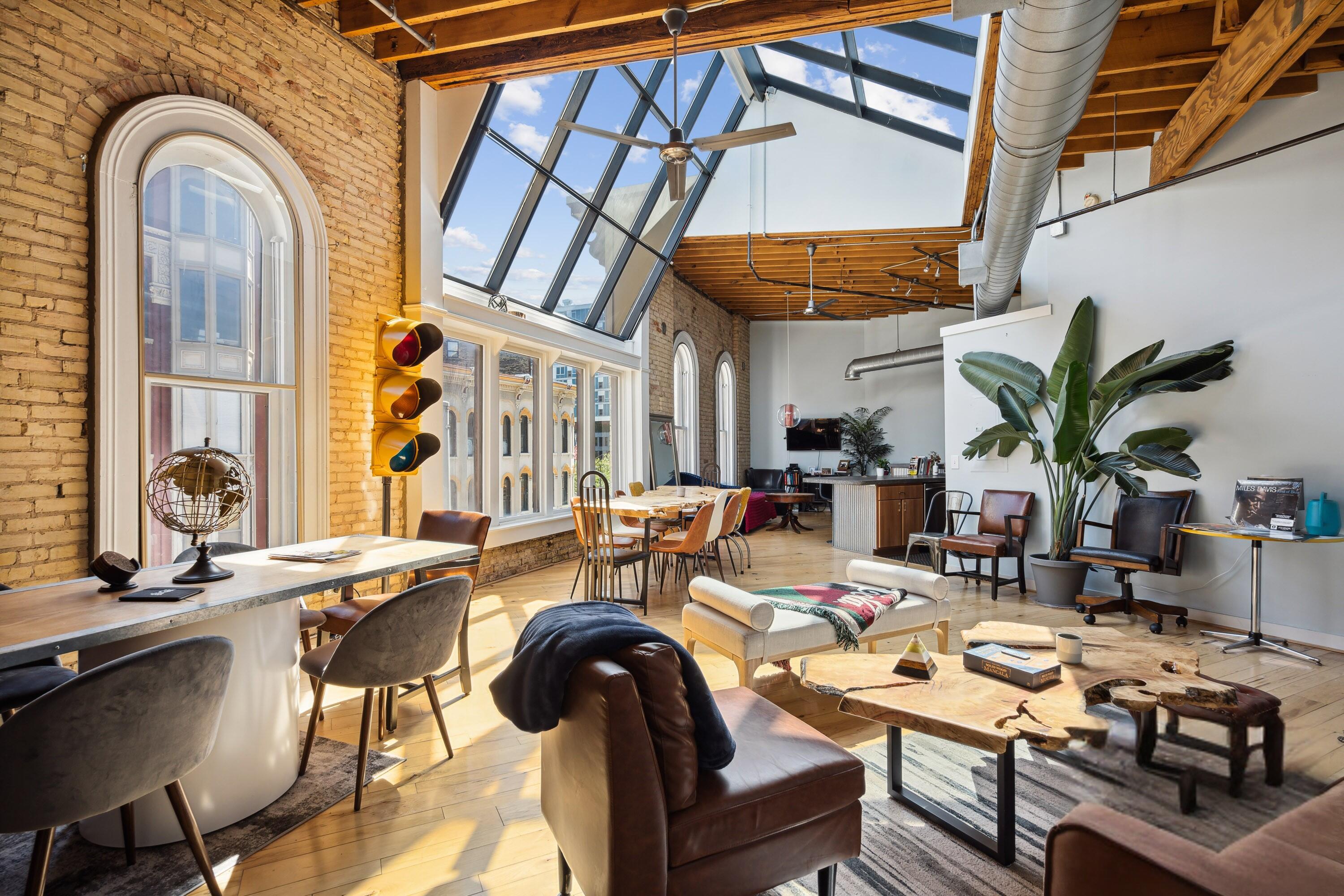 40 Monroe Center Street NW 311