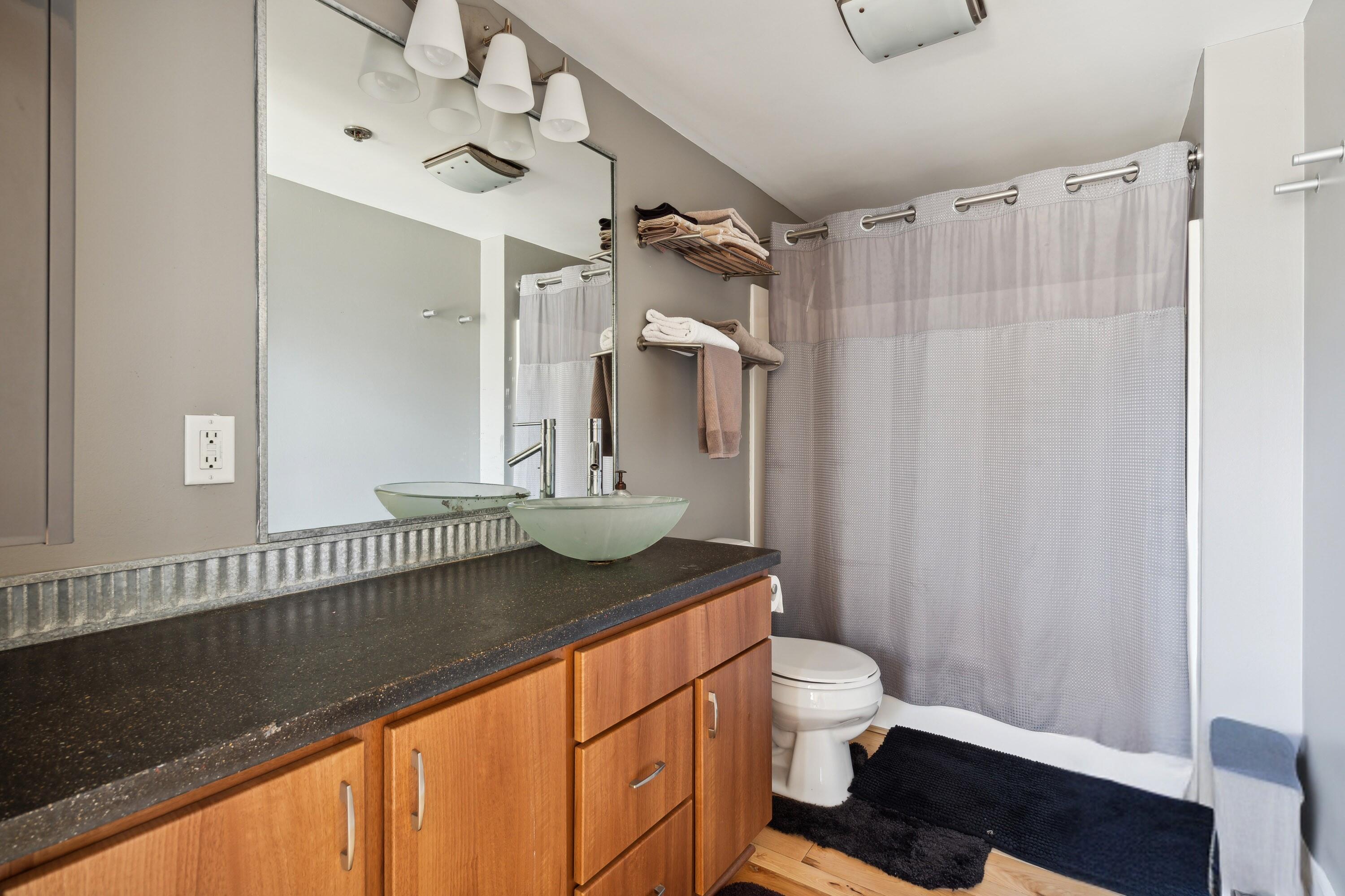 40 Monroe Center Street NW 311