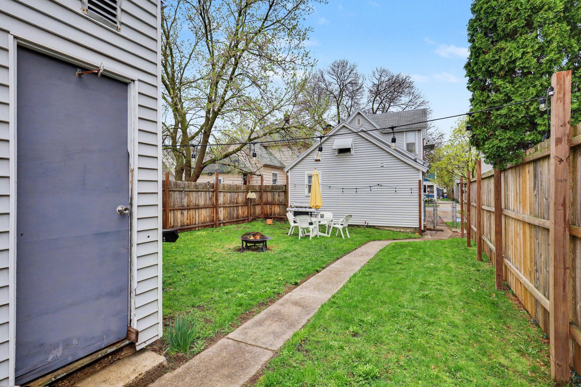 1017 Mc Reynolds Avenue NW