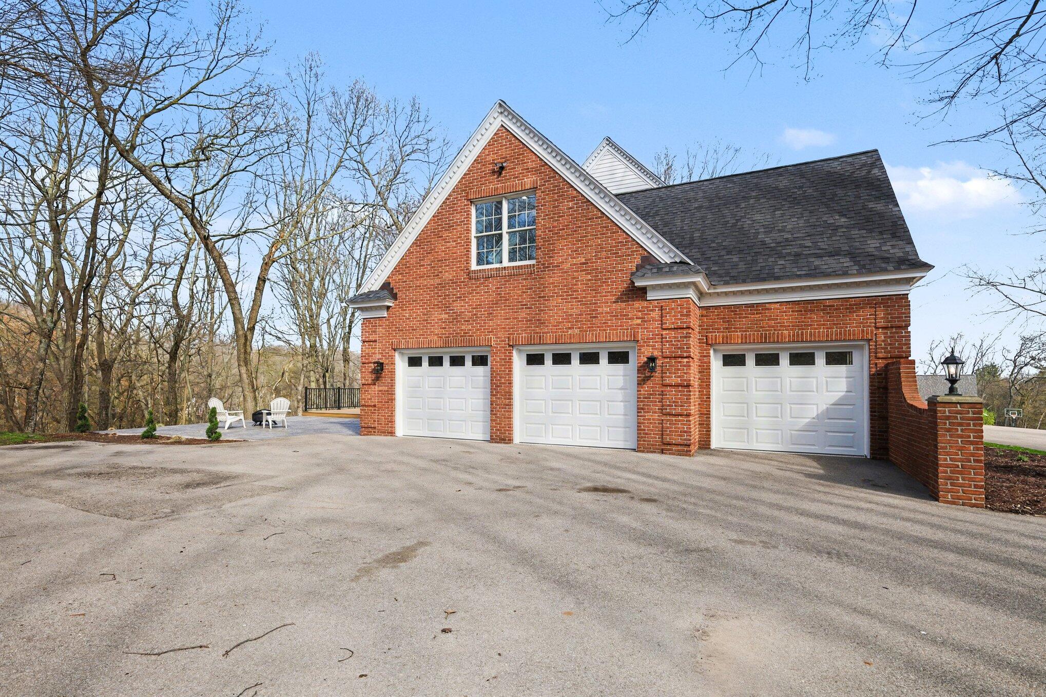 1233 Ballybunion Court SE