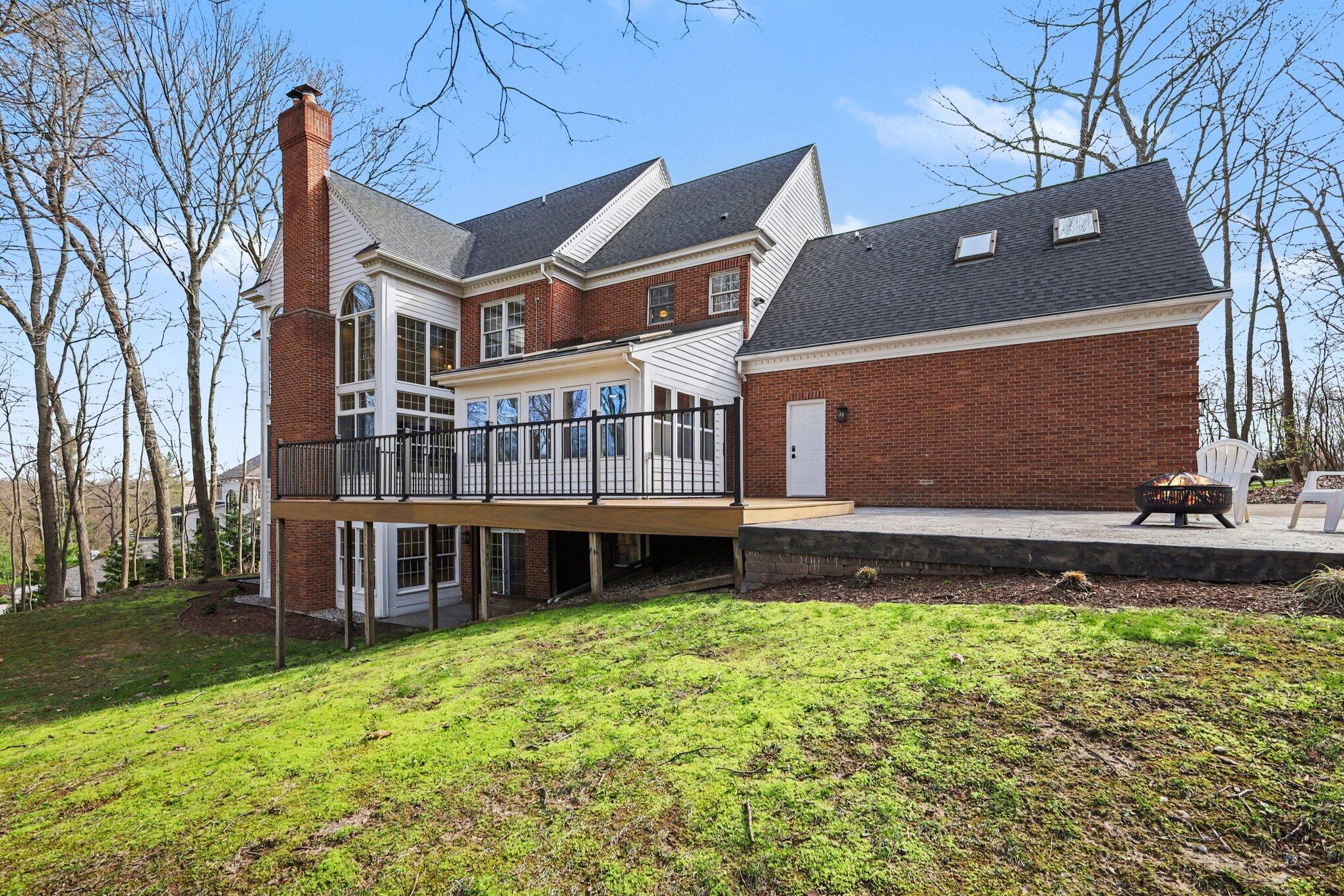 1233 Ballybunion Court SE