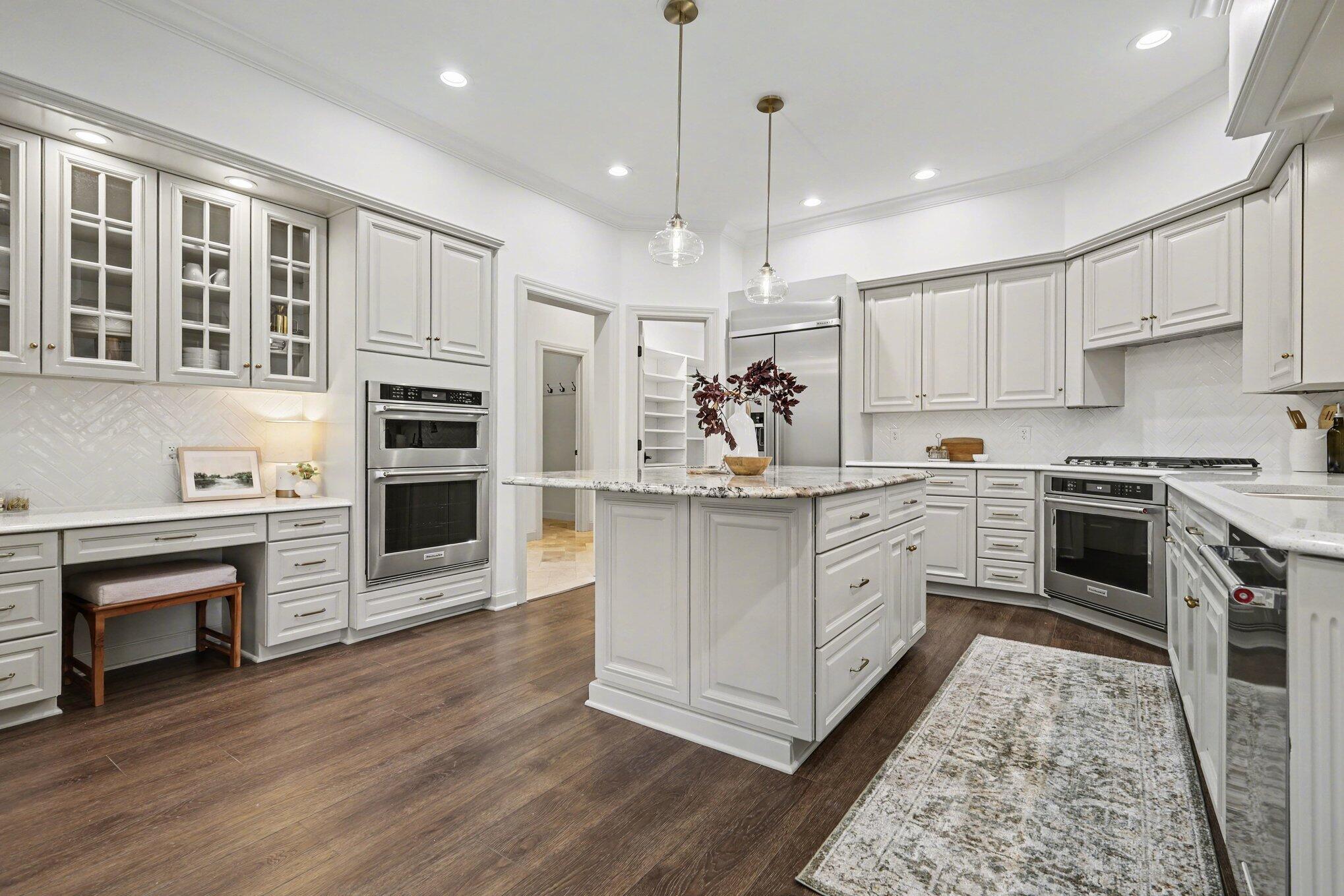 1233 Ballybunion Court SE