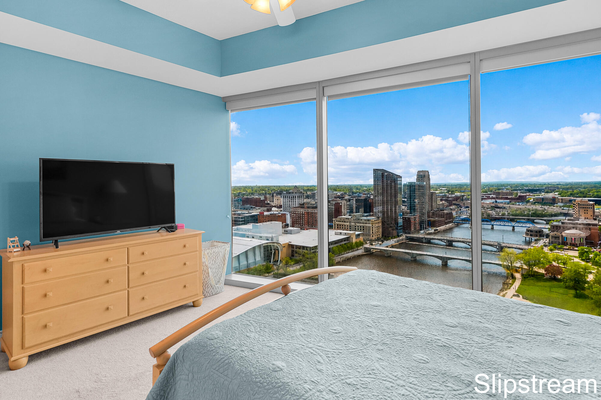 335 Bridge Street NW 2200