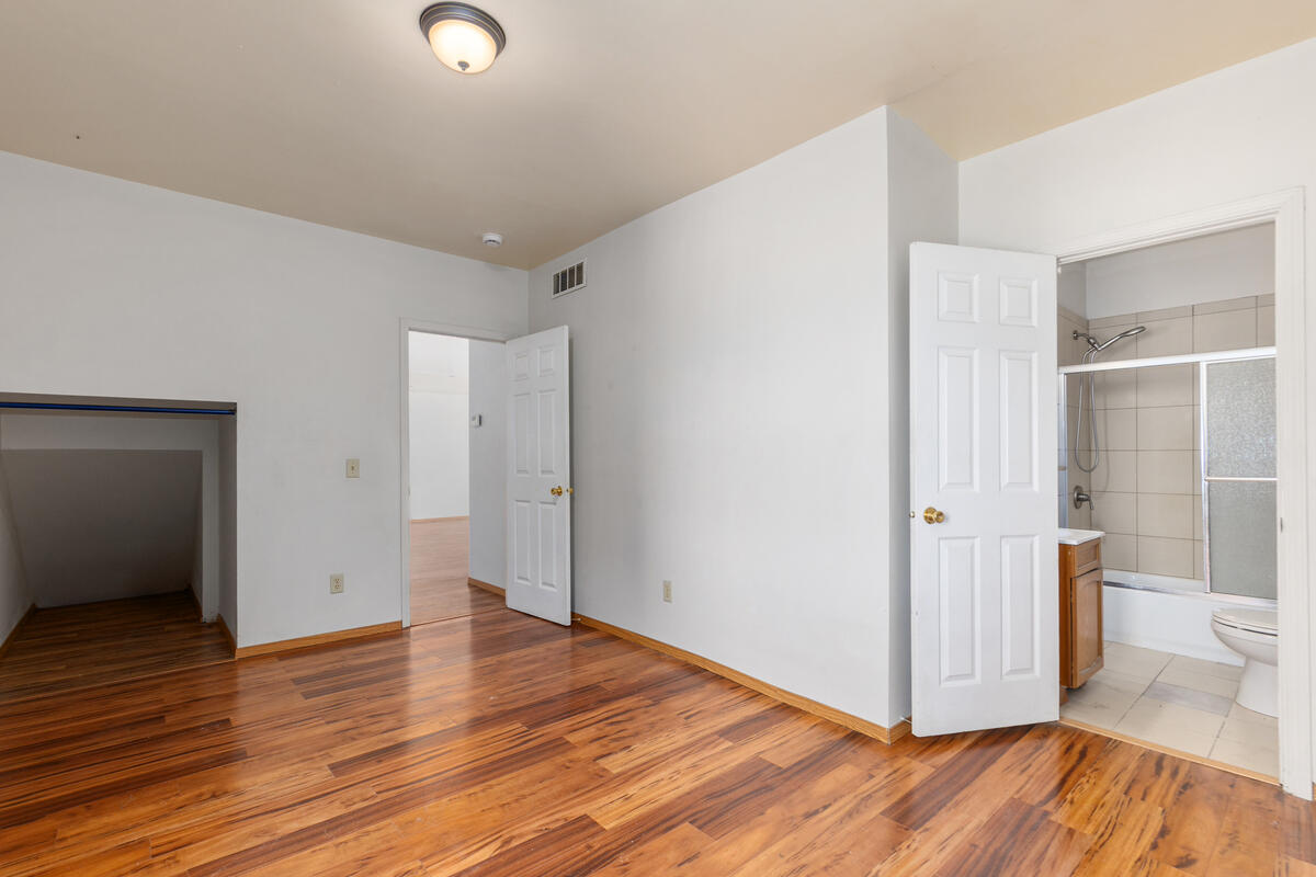 755 757 Portage Street