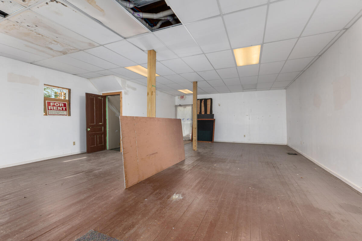 755 757 Portage Street