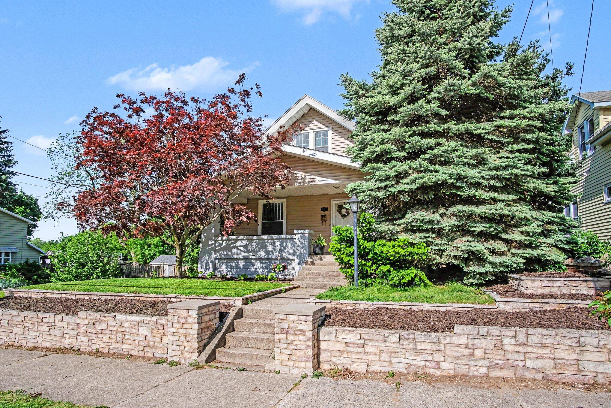 101 Arthur Avenue NE