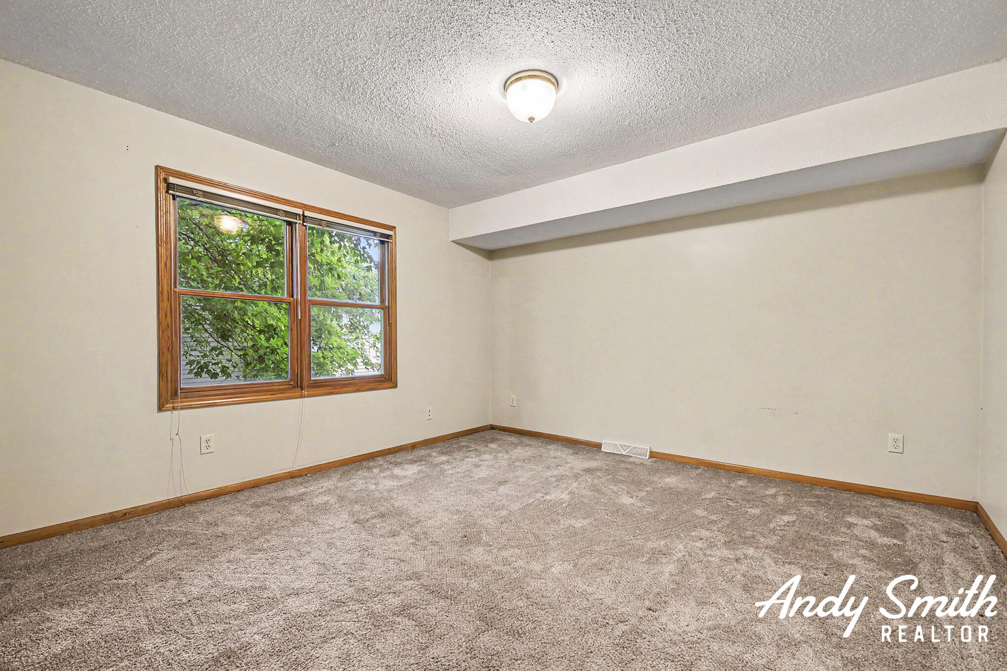 400-402 60th Street SE