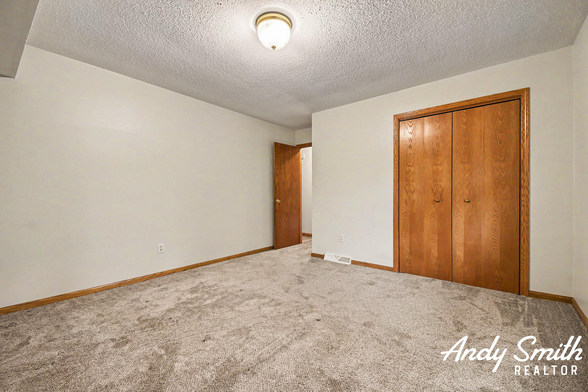 400-402 60th Street SE