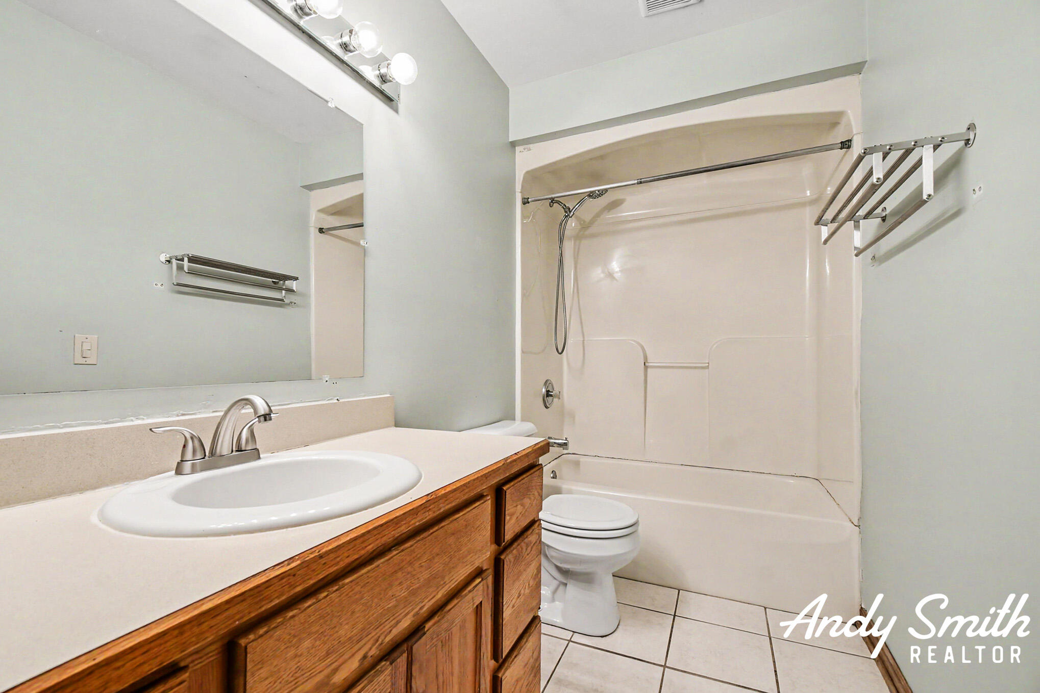 400-402 60th Street SE