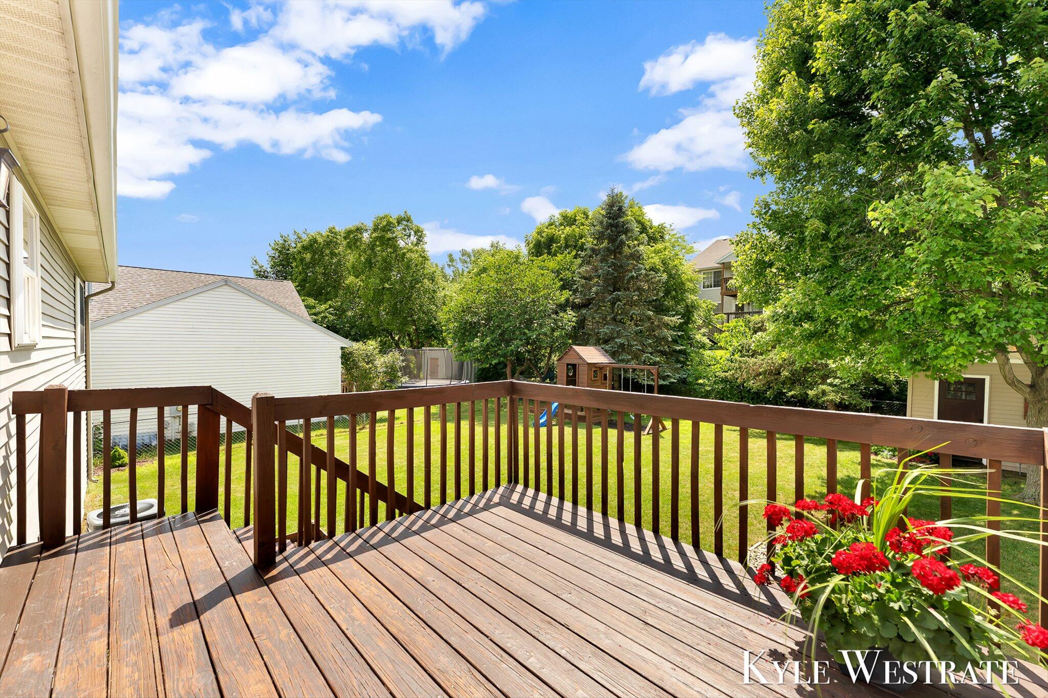 161 Rollingwood Drive