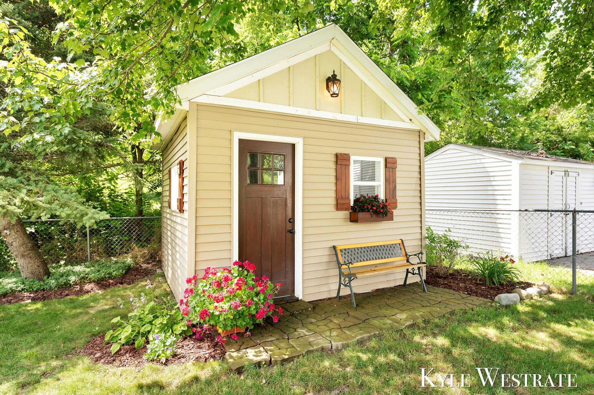 161 Rollingwood Drive