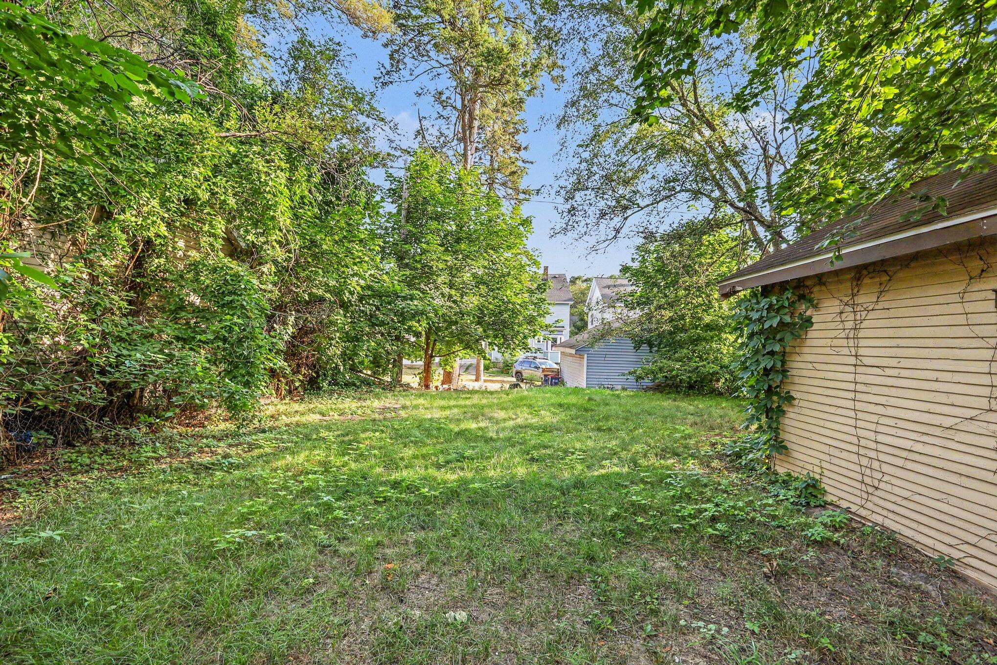 1059 M.L.K. Jr Street SE