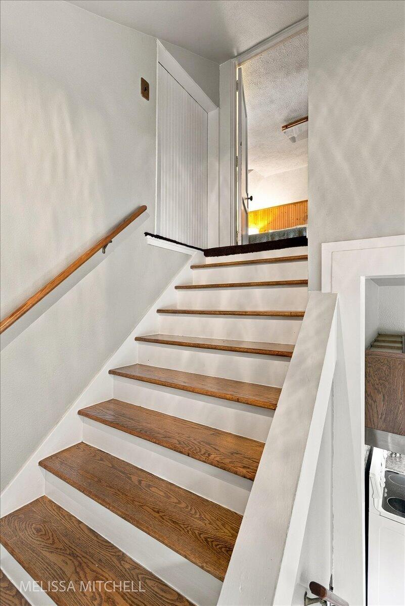 1009 Breton Road SE
