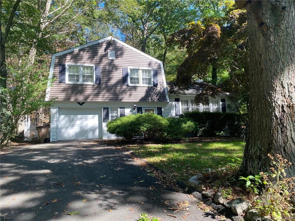 23 Hidden Brook Drive