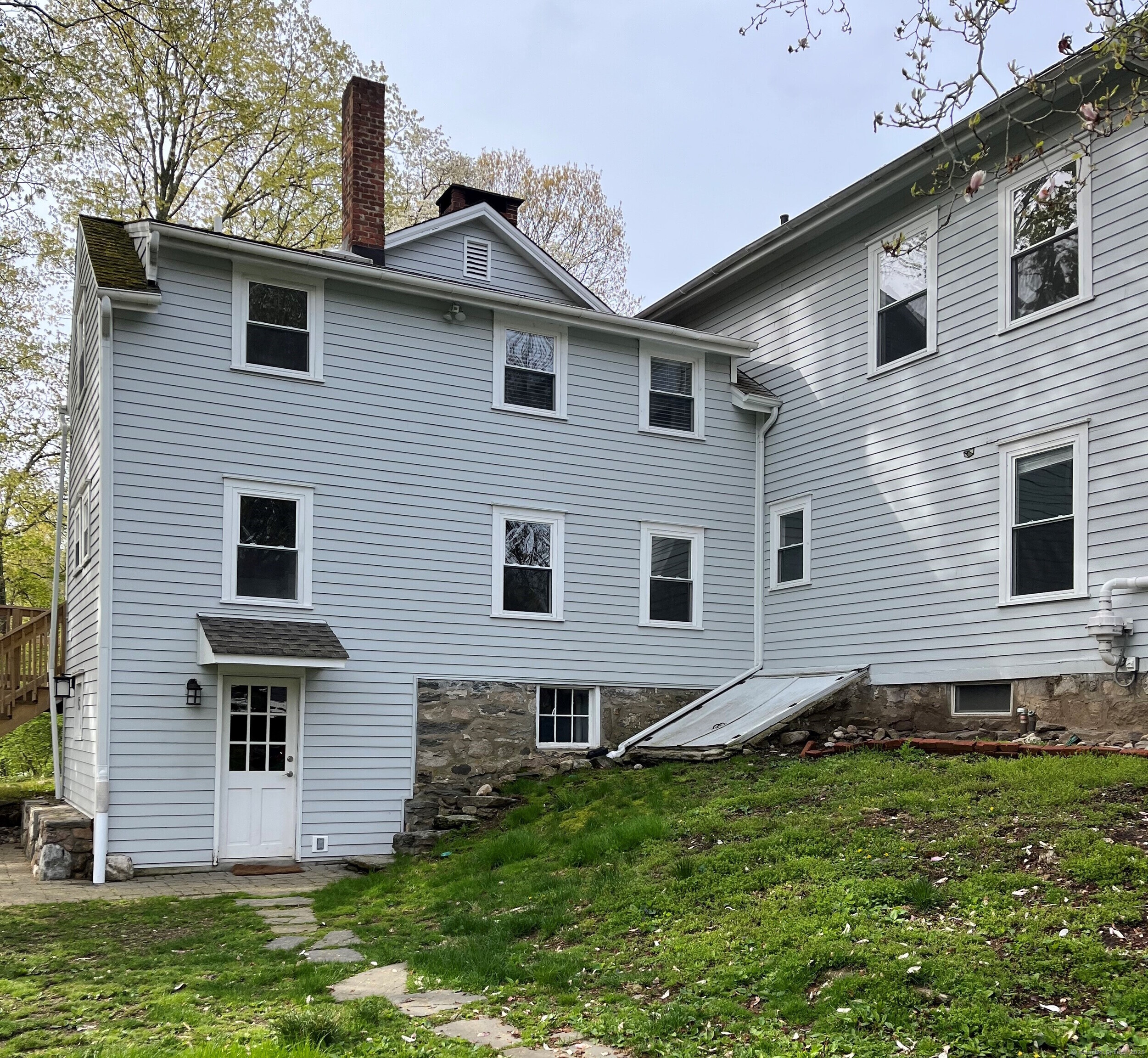 358 Ridgefield Road