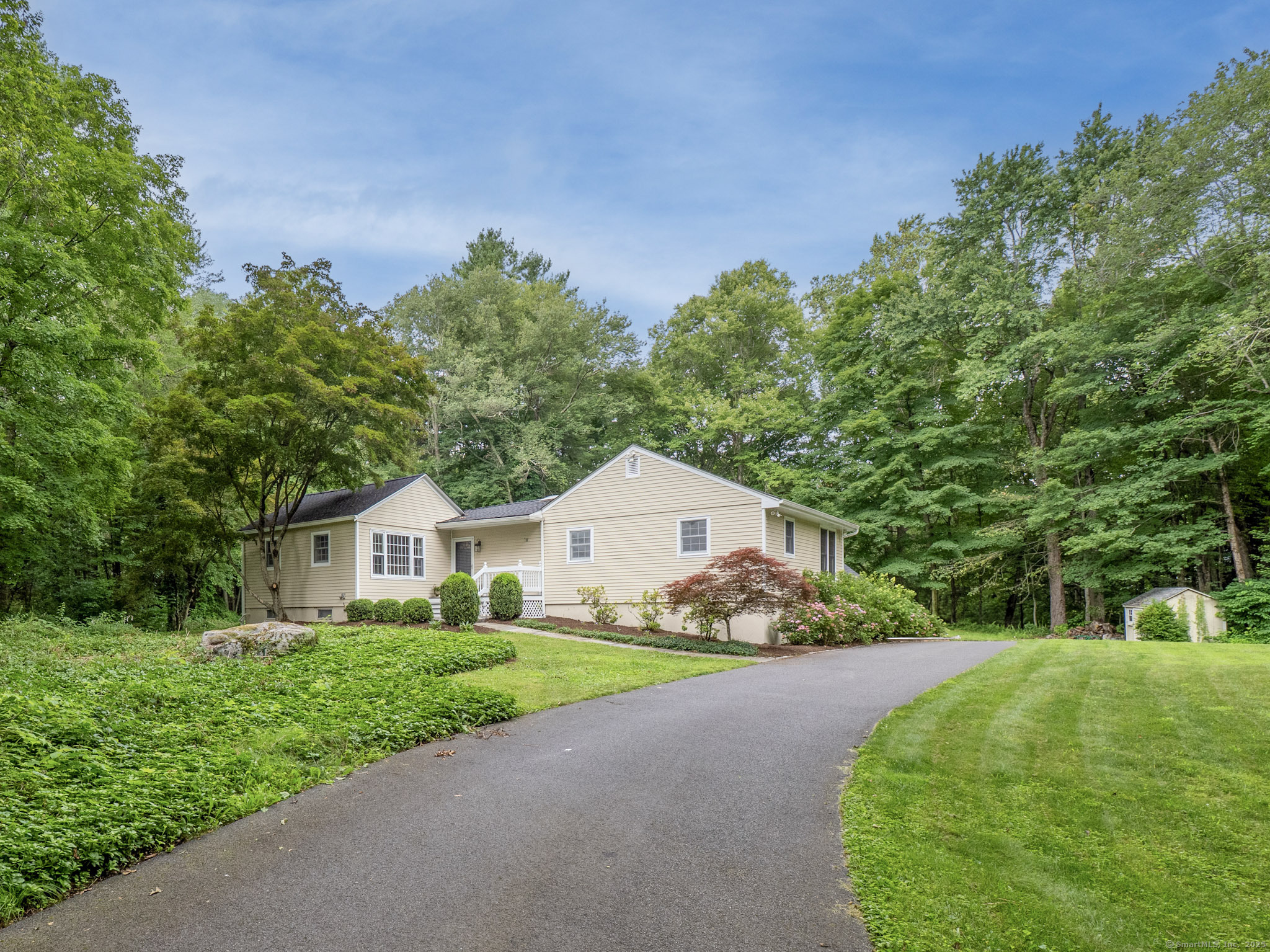322 Mountain Road