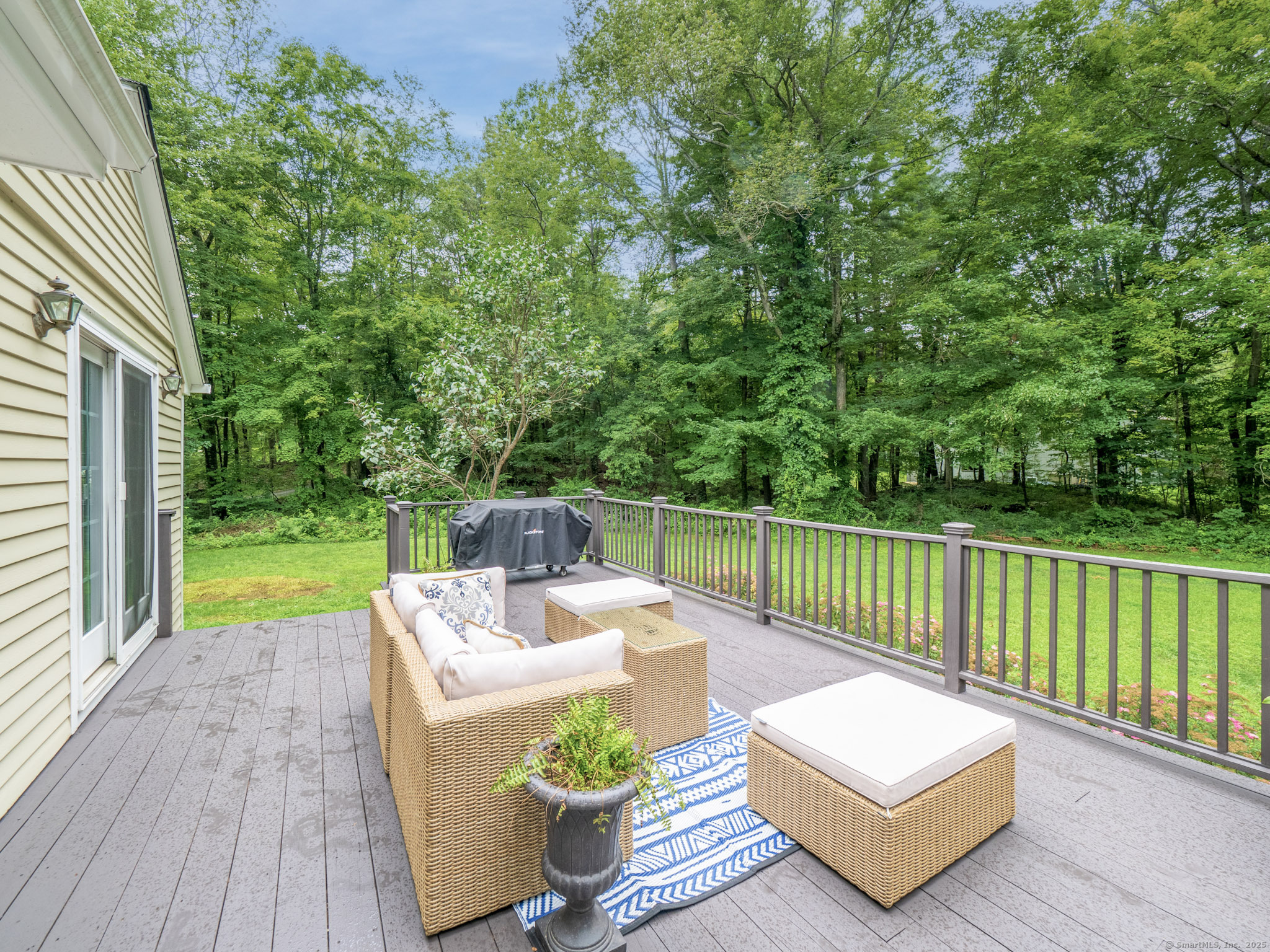 322 Mountain Road