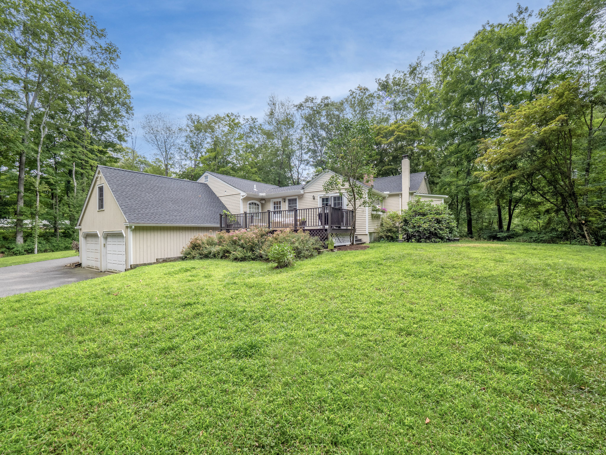 322 Mountain Road
