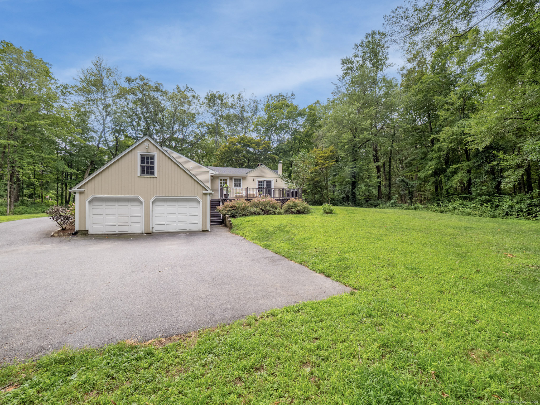 322 Mountain Road