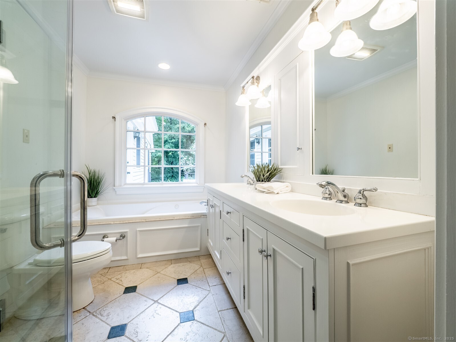 322 Mountain Road