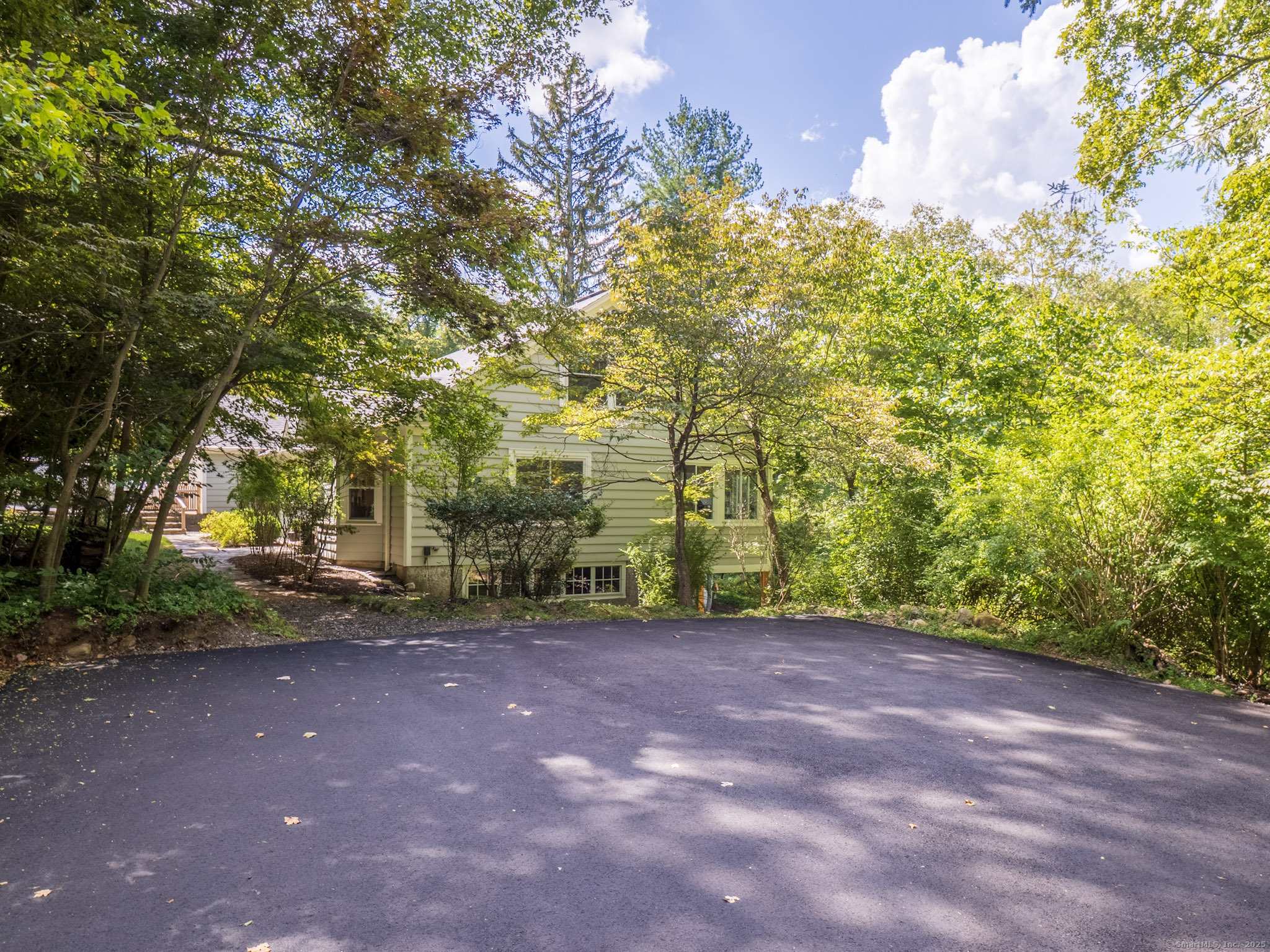 283 Redding Road
