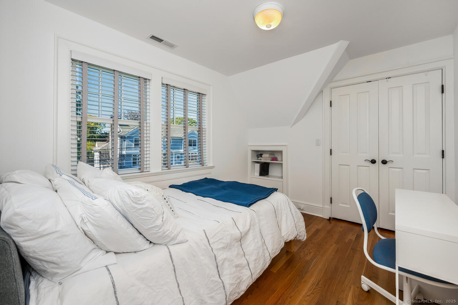 5 Mayflower Road