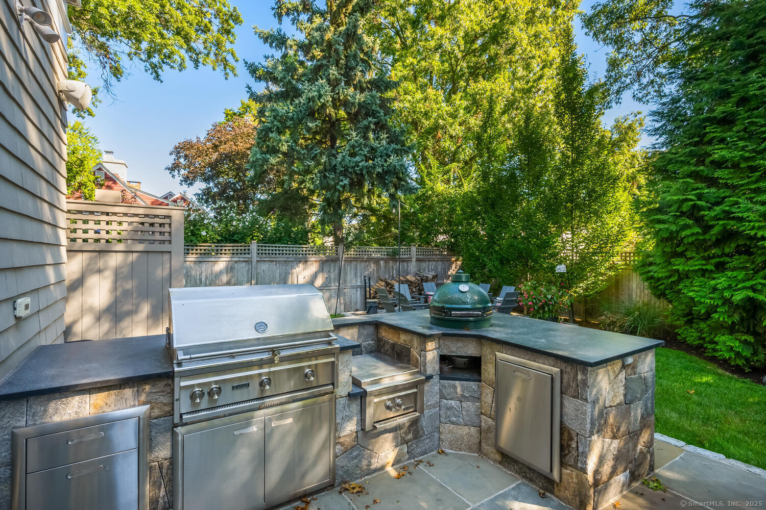 5 Mayflower Road