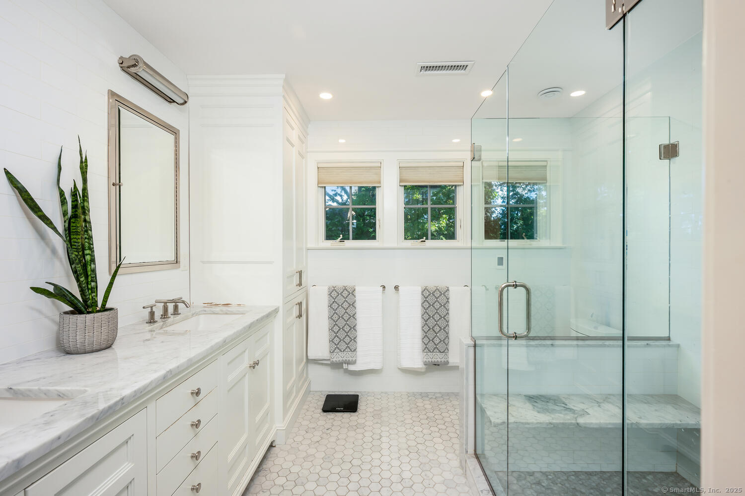 5 Mayflower Road