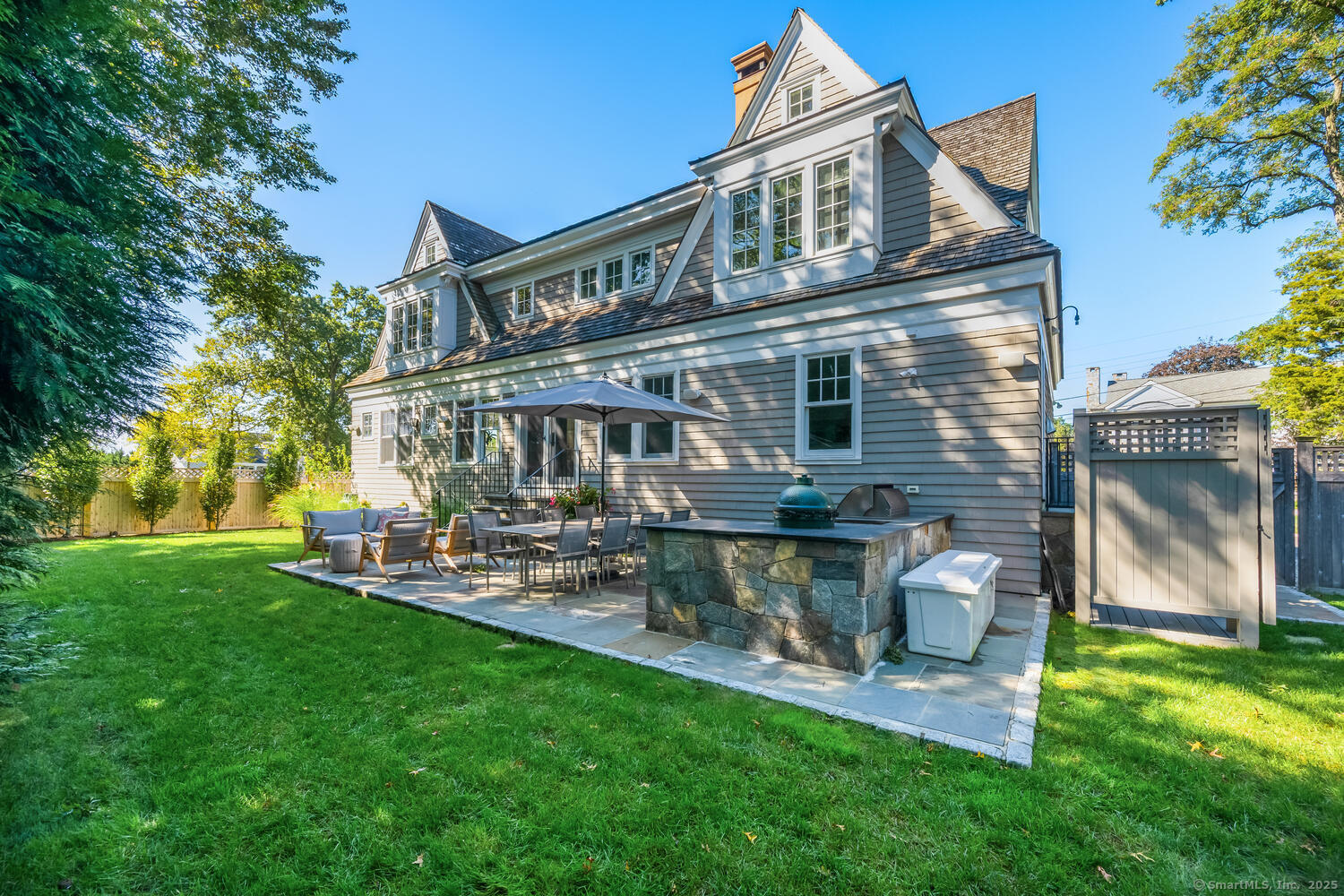 5 Mayflower Road