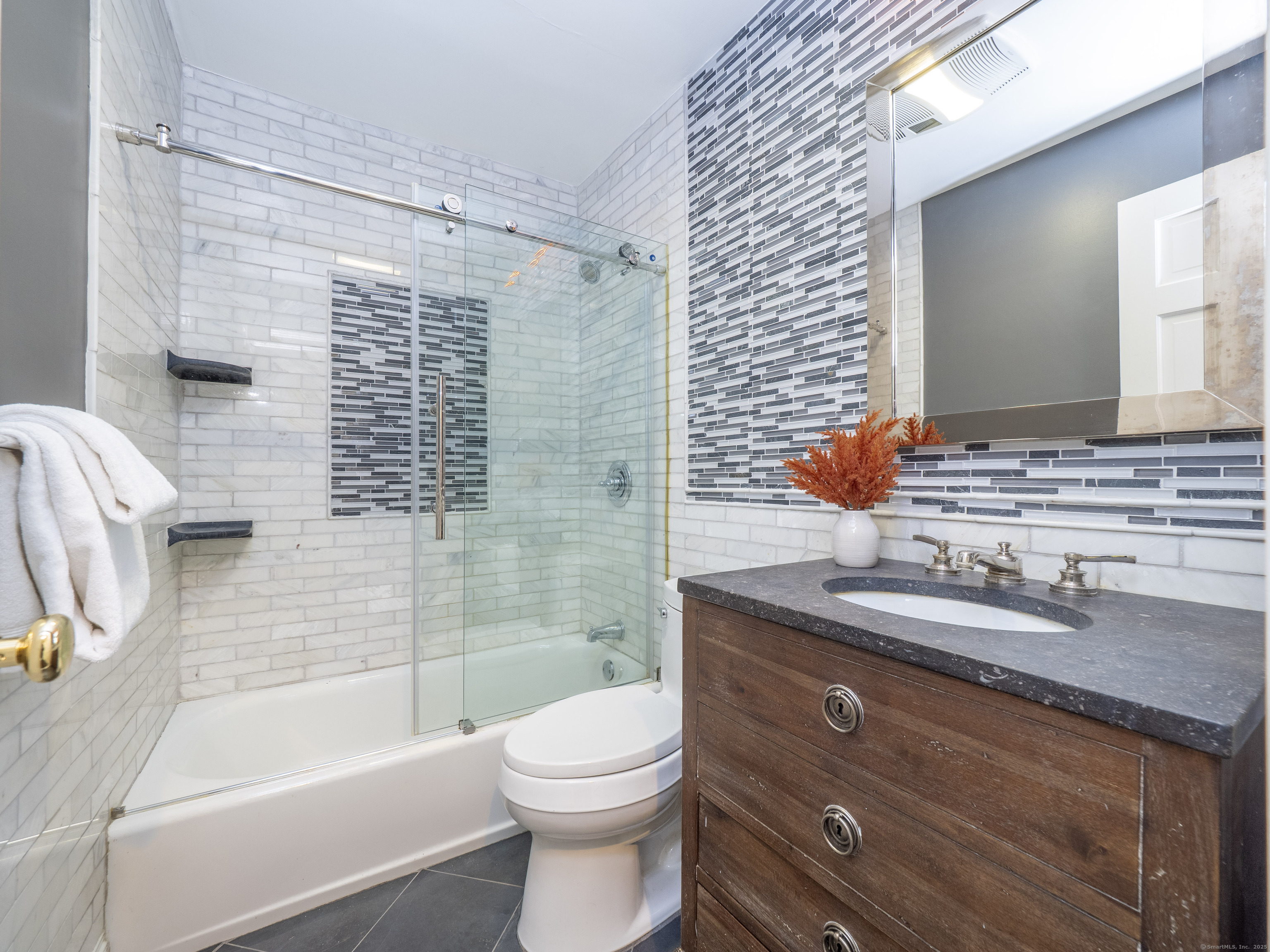 134 Washington Street APT 206