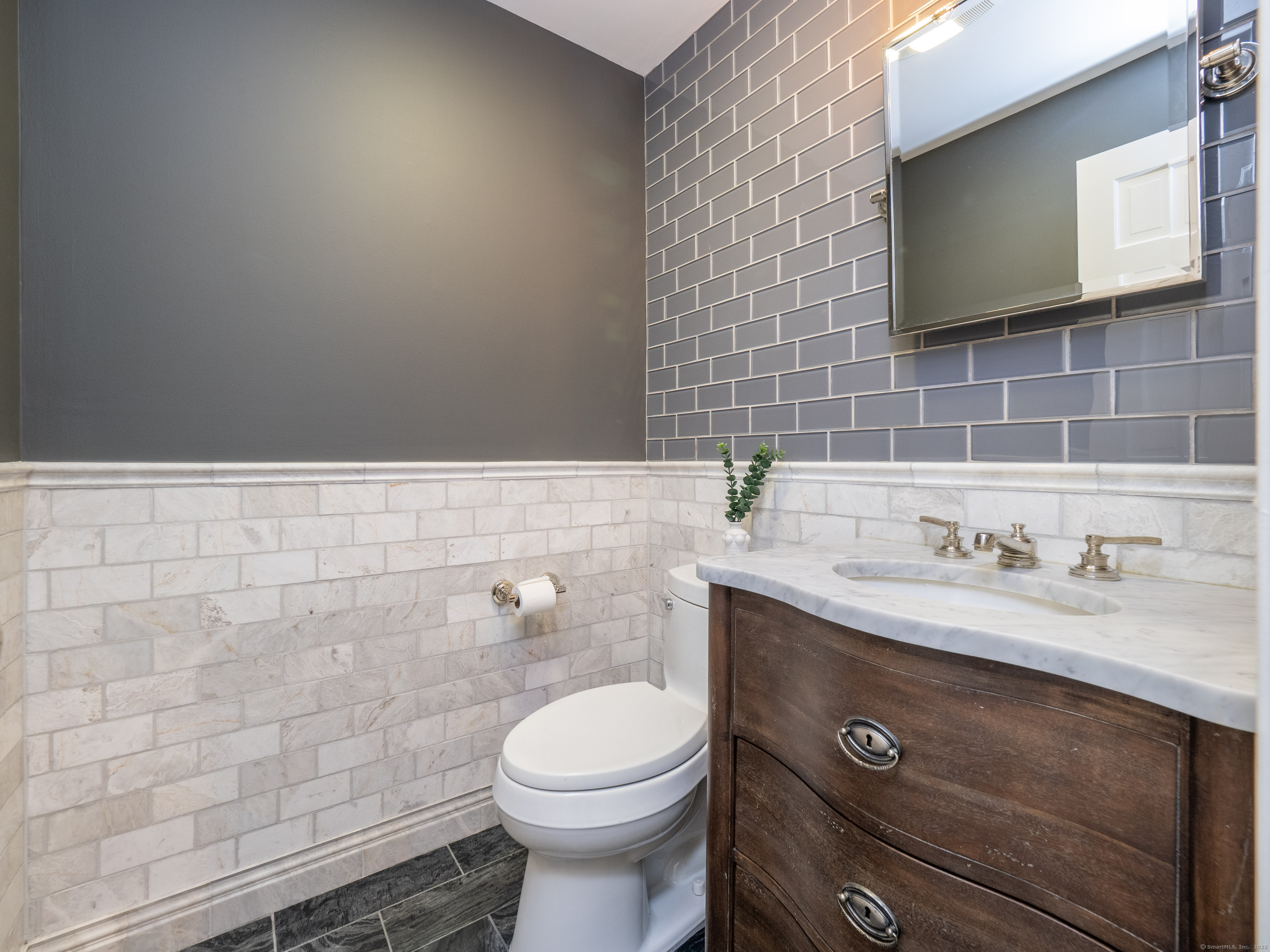 134 Washington Street APT 206
