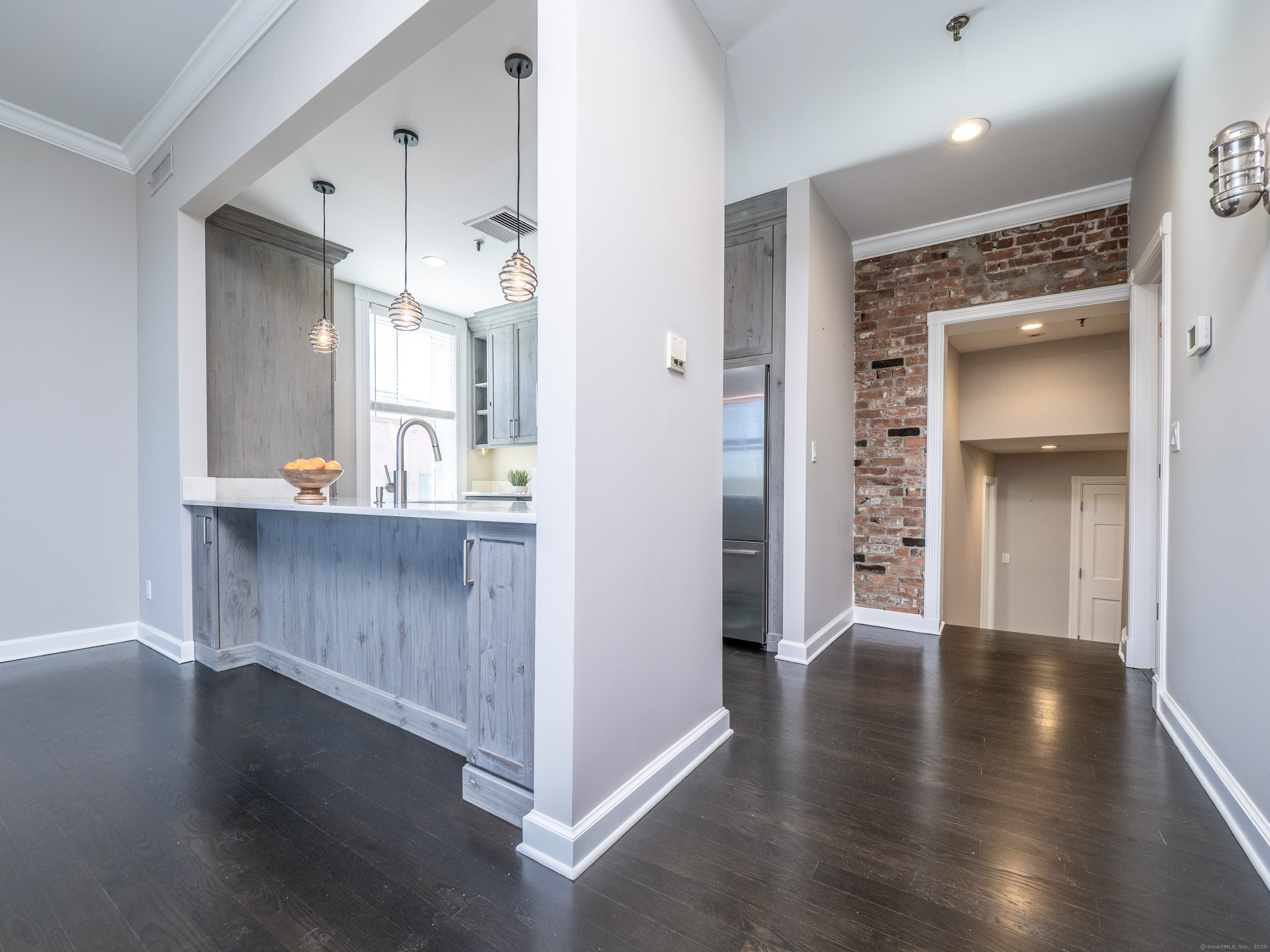 134 Washington Street APT 206