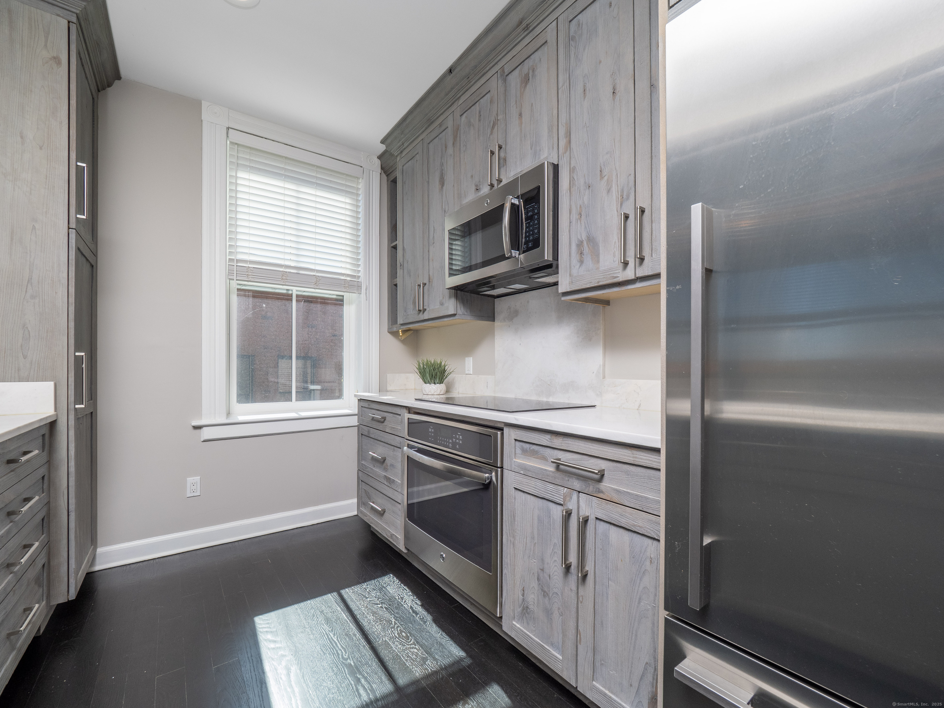 134 Washington Street APT 206