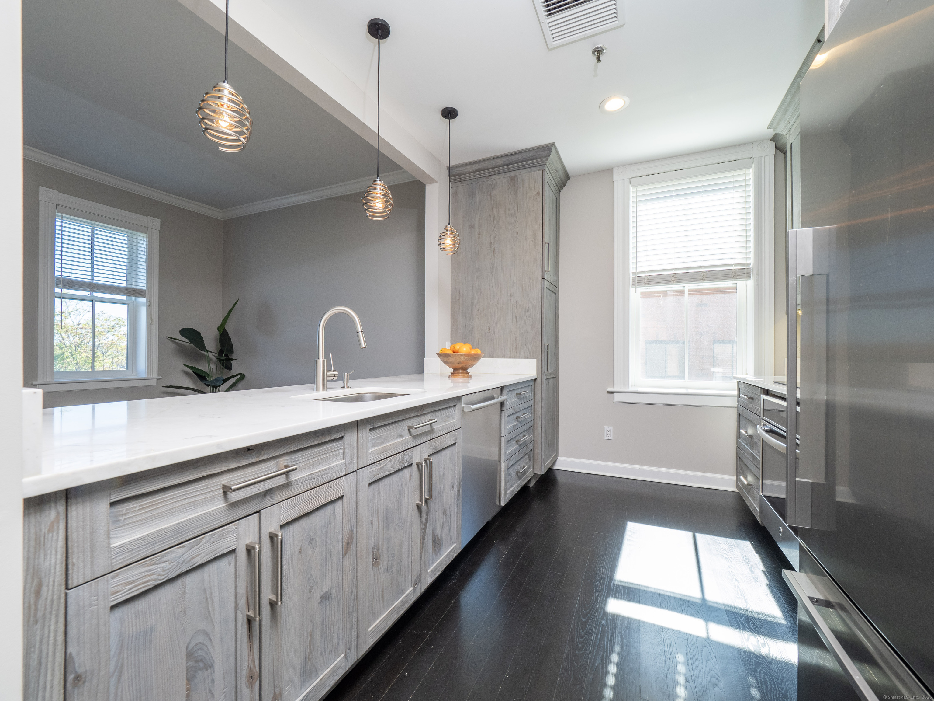 134 Washington Street APT 206