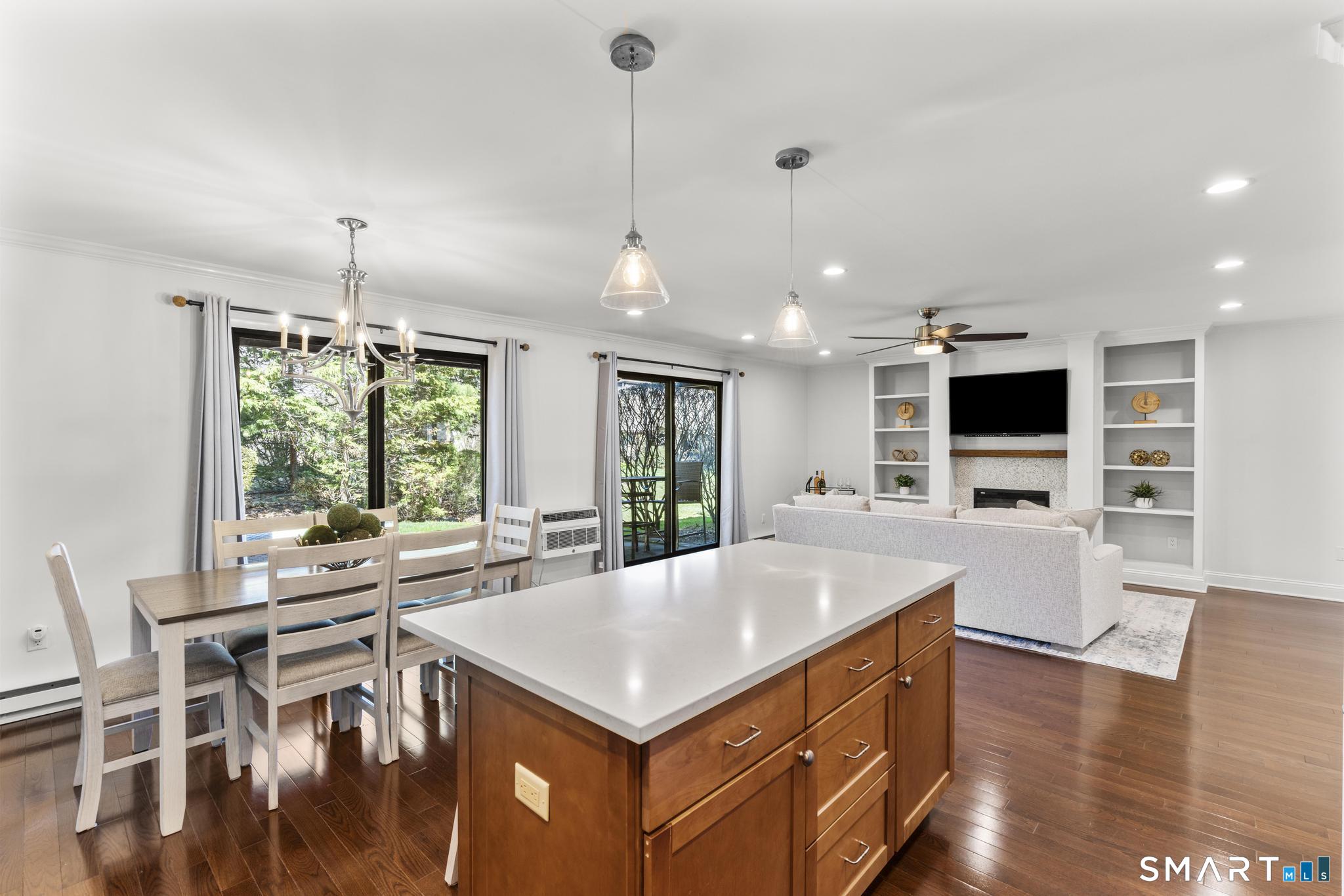 255 Strawberry Hill Avenue B10