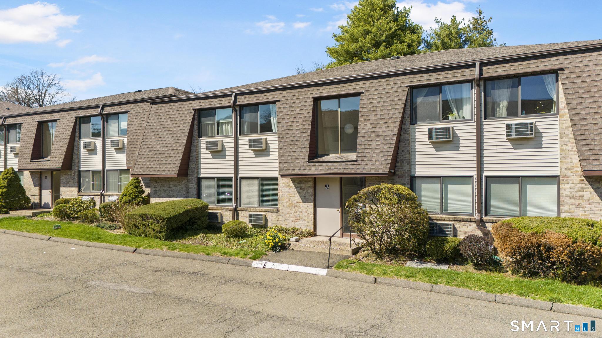 255 Strawberry Hill Avenue B10