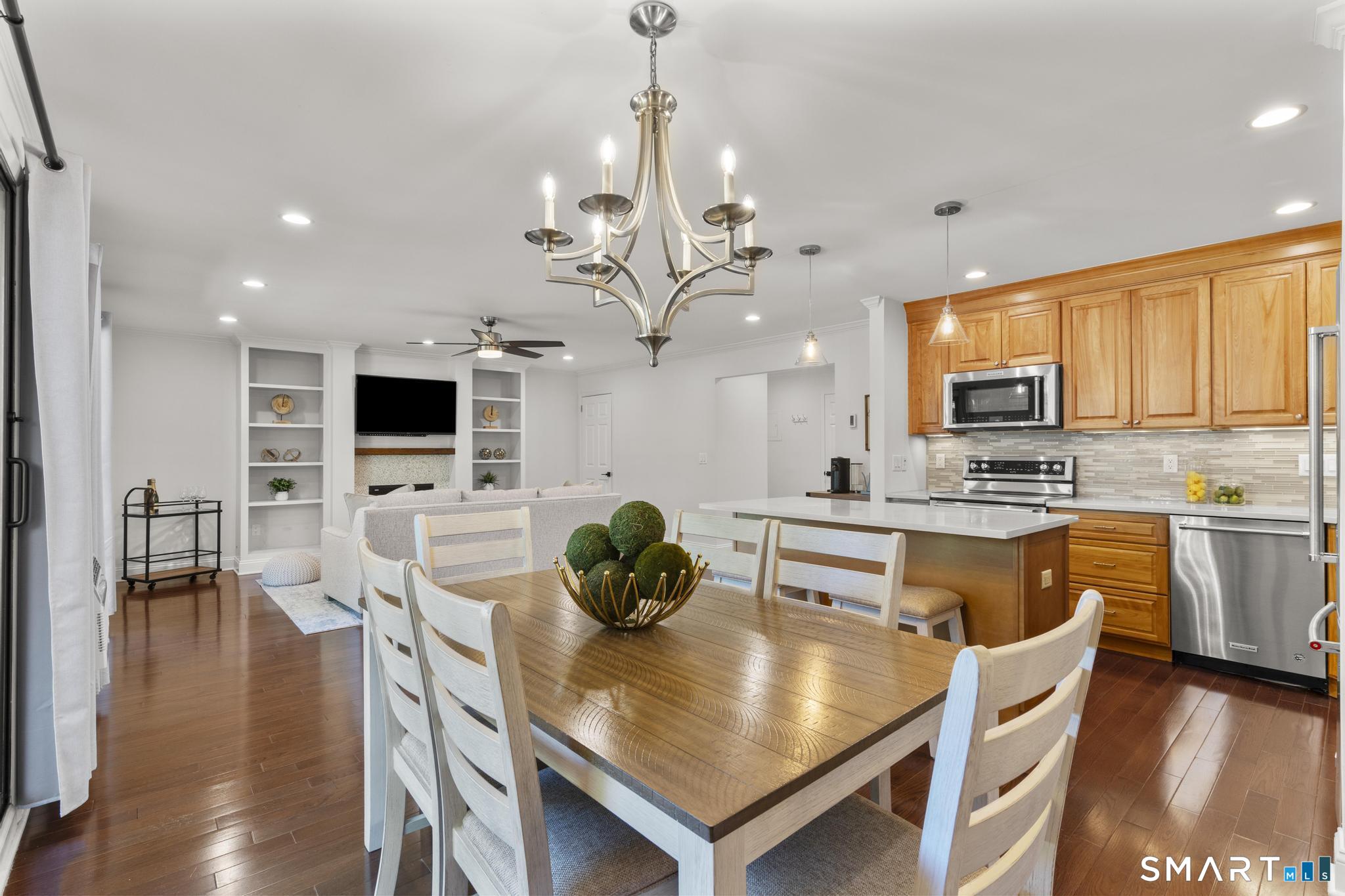 255 Strawberry Hill Avenue B10