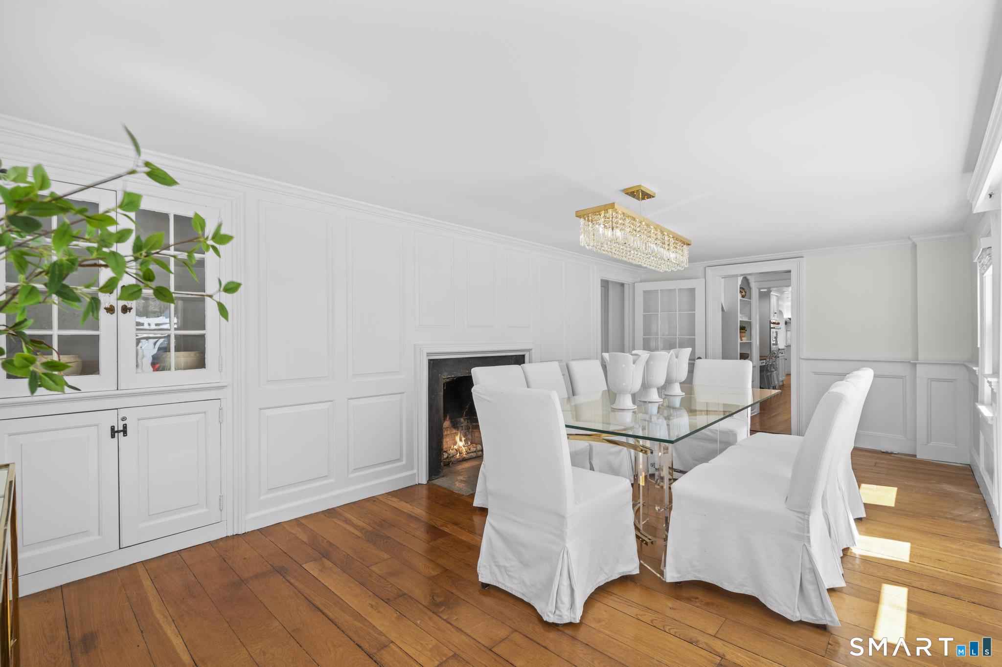 1090 Ridgefield Road